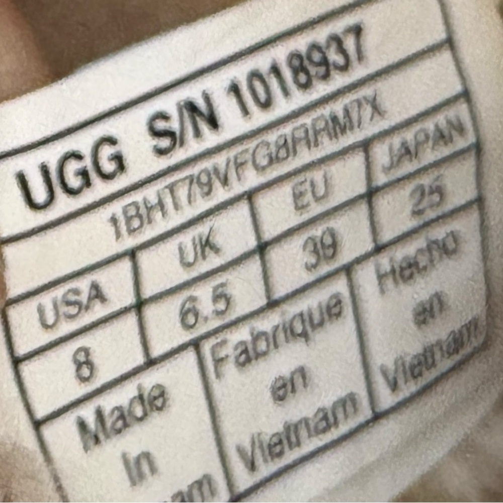 Ugg Kasen Chestnut Knee High Tall Heeled Boots Sz 8 block heel pull on - Picture 15 of 16